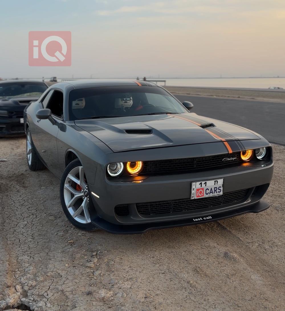 Dodge Challenger